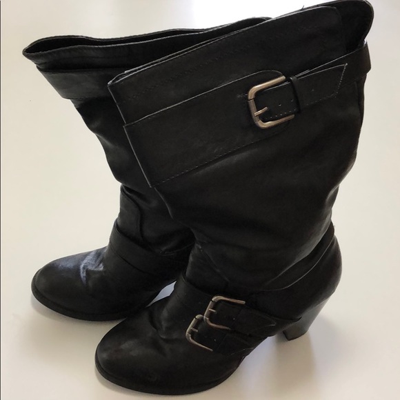 Shoes - Black heeled boots size 8
